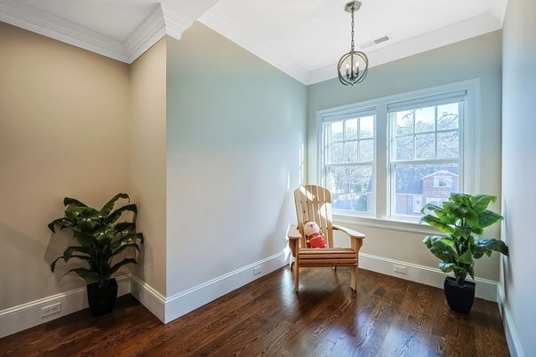 Interior, Pendant Lights, Wood Texture Flooring
