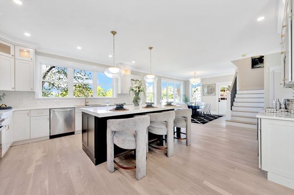 Chandelier, Dining room, Interior, Kitchen, Pendant Lights, Recessed Lighting, Stainless Steel Appliances, Wood Texture Flooring