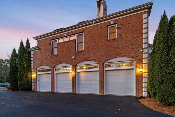 Attached, Exterior, Facade, Brick Facade, Rowhouse