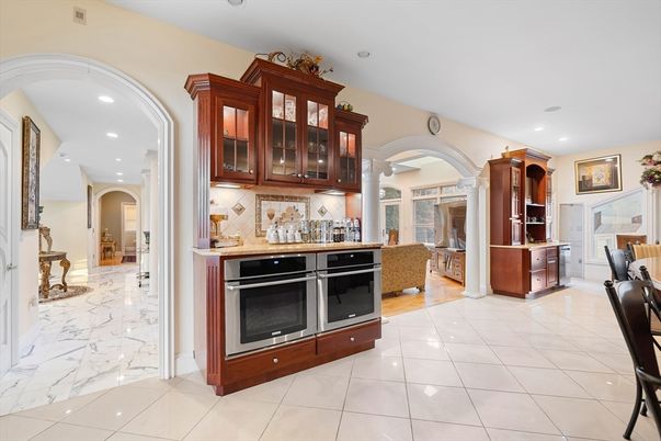 Interior, Kitchen, Marble, Recessed Lighting