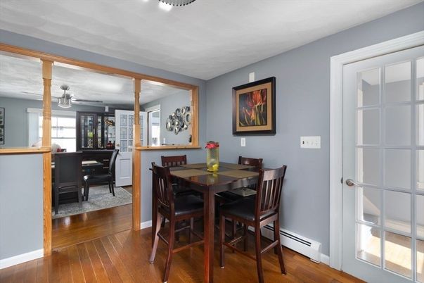 Dining room, Interior, Wood Texture Flooring