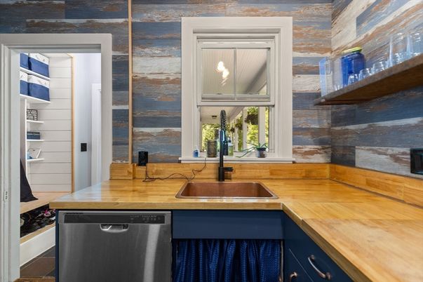 Interior, Kitchen, Stainless Steel Appliances