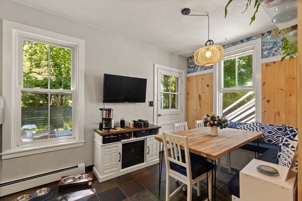 Dining room, Interior, Pendant Lights