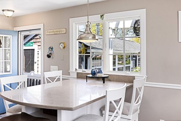 Dining room, Interior, Pendant Lights