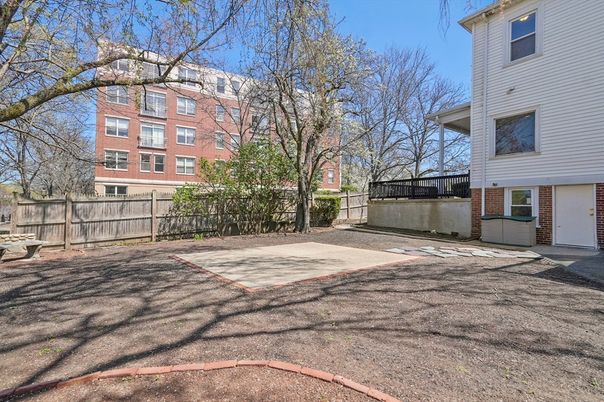 Backyard, Exterior, Facade, Brick Facade, Rowhouse