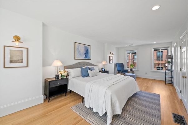 Bedroom, Interior, Recessed Lighting, Wood Texture Flooring