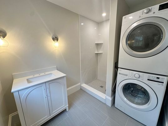 Interior, Recessed Lighting, Utility Closets, Washer