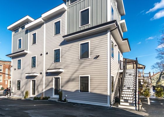 Exterior, Facade, Rowhouse