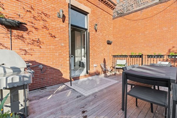 Exterior, Wood Texture Flooring