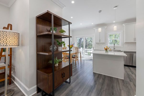 Dining room, Interior, Kitchen, Pendant Lights, Recessed Lighting, Wood Texture Flooring