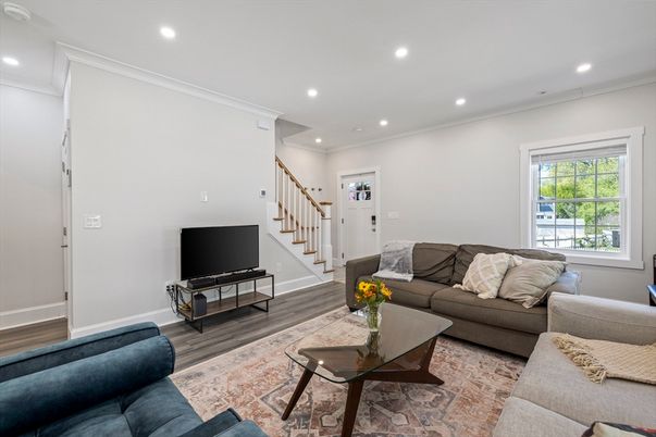 Interior, Living room, Recessed Lighting, Wood Texture Flooring