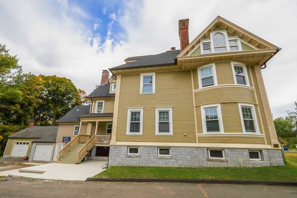 Detached Garage, Exterior, Facade, Queen Anne Victorian
