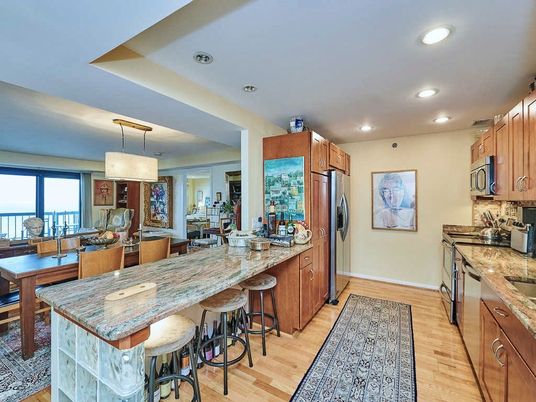 Dining room, Interior, Kitchen, Pendant Lights, Recessed Lighting, Wood Texture Flooring