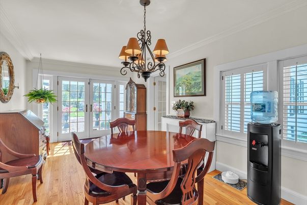 Chandelier, Dining room, Interior, Wood Texture Flooring