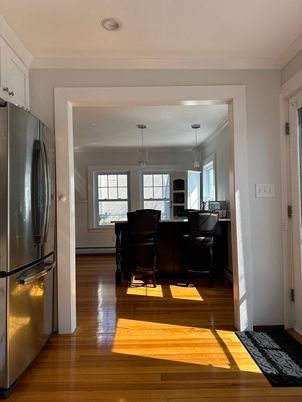 Chandelier, Dining room, Interior, Kitchen, Pendant Lights, Wood Texture Flooring
