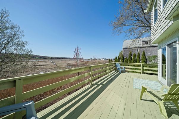 Exterior, Wood Texture Flooring
