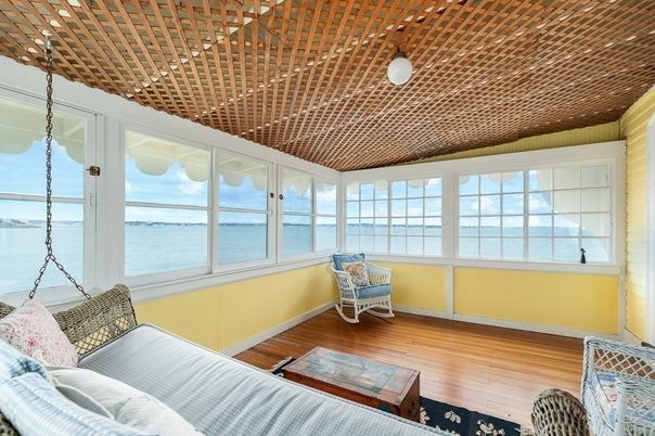 Bedroom, Interior, Water, Wood Texture Flooring