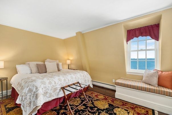 Bedroom, Interior, Water, Wood Texture Flooring