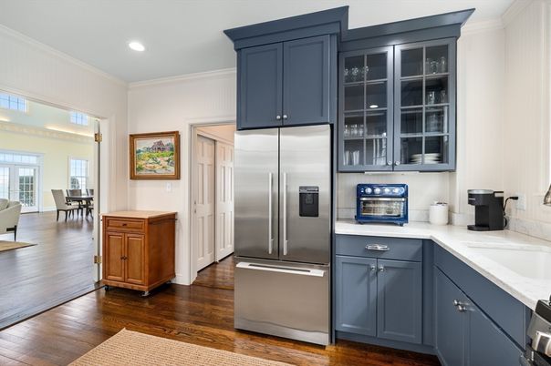 Dining room, Interior, Kitchen, Recessed Lighting, Stainless Steel Appliances, Wood Texture Flooring
