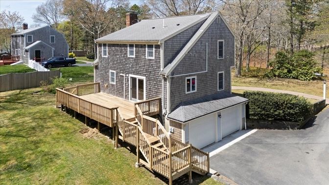 Backyard, Detached Garage, Exterior