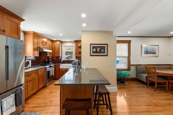 Dining room, Interior, Kitchen, Recessed Lighting, Stainless Steel Appliances, Wood Texture Flooring