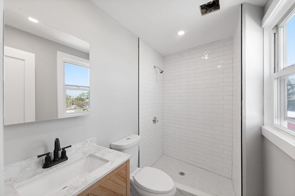 Bathroom, Interior, Recessed Lighting