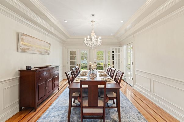 Chandelier, Dining room, Interior, Recessed Lighting, Wood Texture Flooring