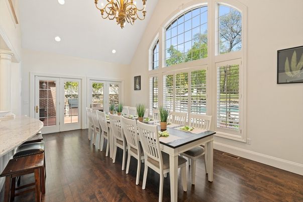 Chandelier, Dining room, Interior, Recessed Lighting, Wood Texture Flooring