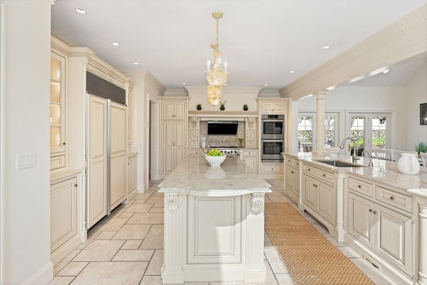 Chandelier, Interior, Kitchen, Pendant Lights, Recessed Lighting, Stainless Steel Appliances