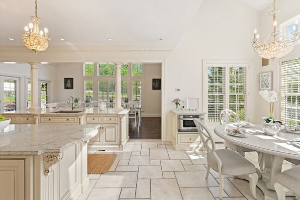 Chandelier, Dining room, Interior, Kitchen, Recessed Lighting, Wood Texture Flooring