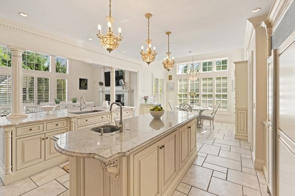 Chandelier, Dining room, Interior, Kitchen, Recessed Lighting