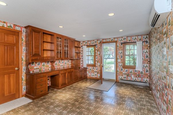 Interior, Recessed Lighting