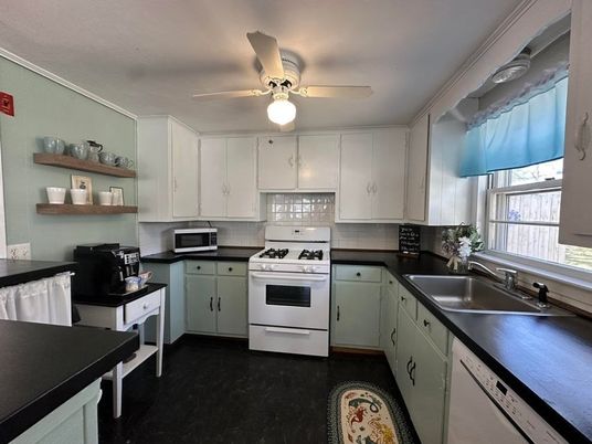 Interior, Kitchen