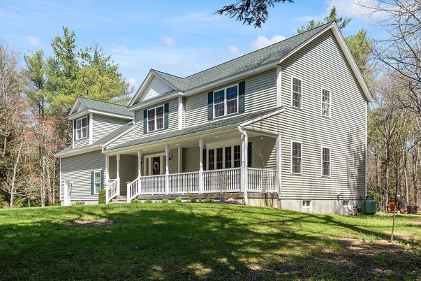 Backyard, Exterior, Facade, Farmhouse