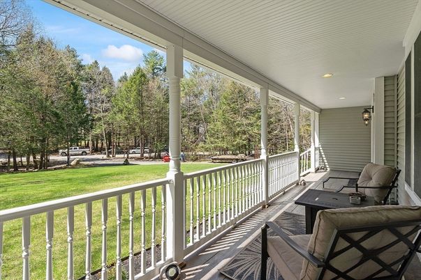 Exterior, Recessed Lighting
