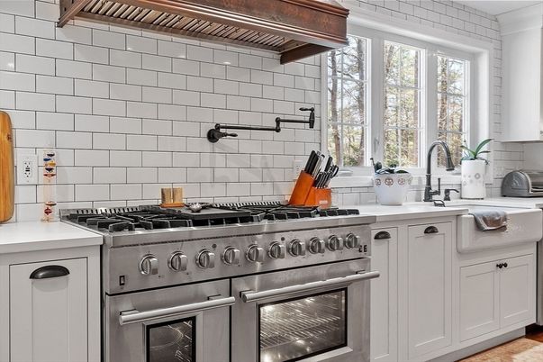 Interior, Kitchen, Stainless Steel Appliances