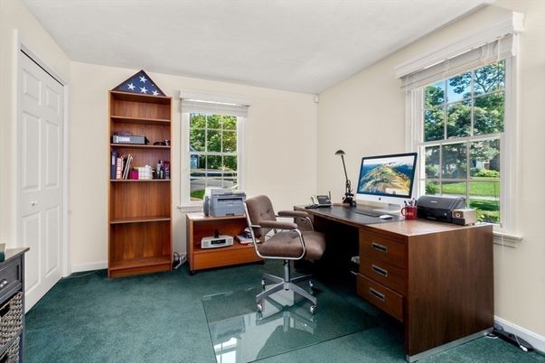 Home Office, Interior