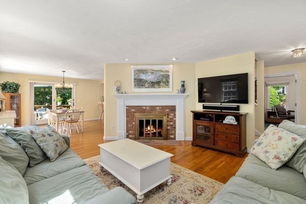Chandelier, Dining room, Fireplace, Interior, Living room, Recessed Lighting, Wood Texture Flooring