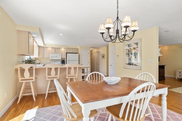 Chandelier, Dining room, Interior, Kitchen, Recessed Lighting, Wood Texture Flooring