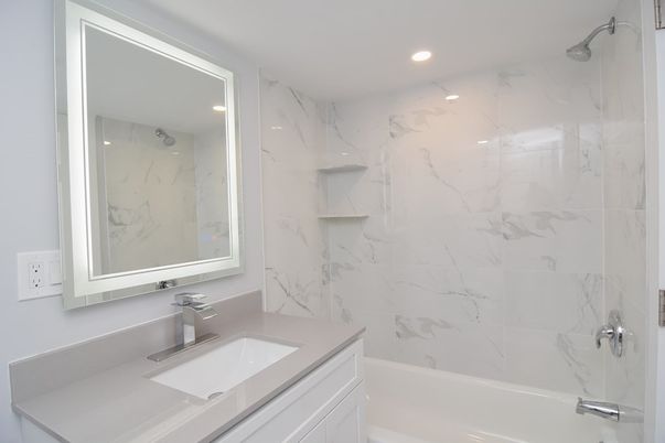 Bathroom, Interior, Marble Walls, Recessed Lighting