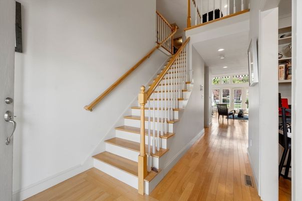 Interior, Recessed Lighting, Wood Texture Flooring