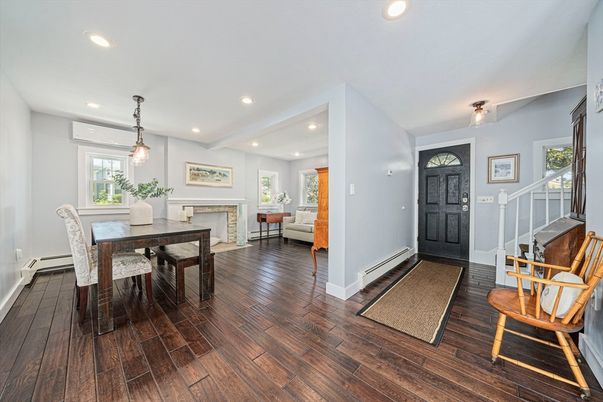 Dining room, Fireplace, Interior, Pendant Lights, Recessed Lighting, Wood Texture Flooring