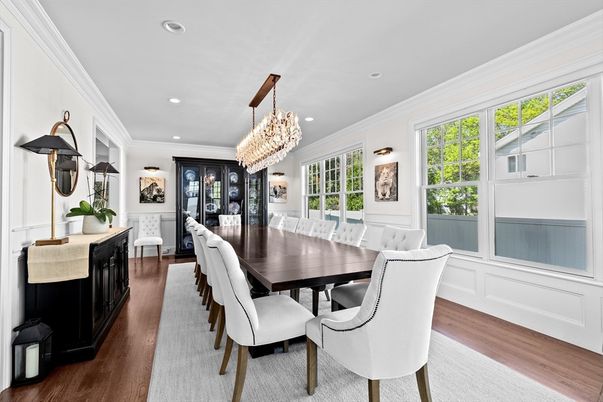 Chandelier, Dining room, Interior, Recessed Lighting, Wood Texture Flooring