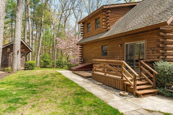 Backyard, Exterior, Hot Tub