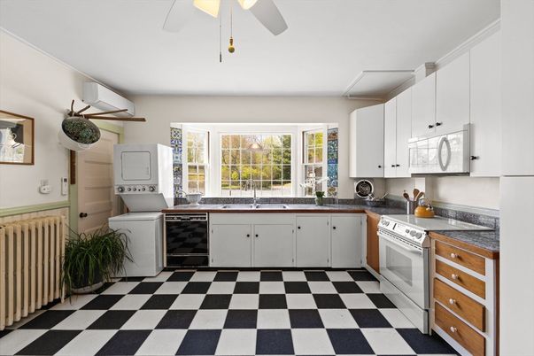 Interior, Kitchen, Washer