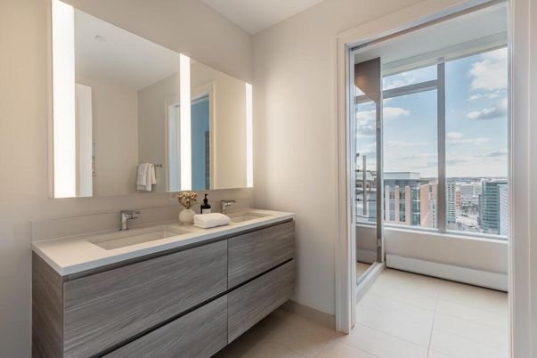 Bathroom, Dual Sink Vanities, Interior