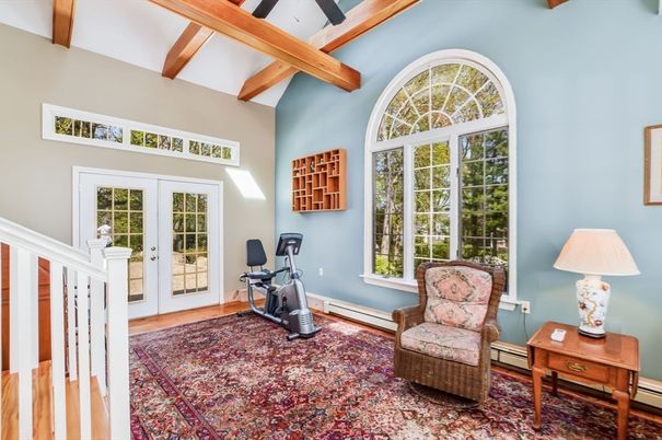 Fitness Equipment, Interior, Wooden Beams