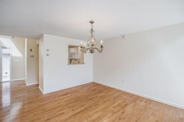 Chandelier, Empty room, Interior, Wood Texture Flooring