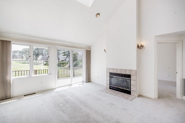 Empty room, Fireplace, Interior