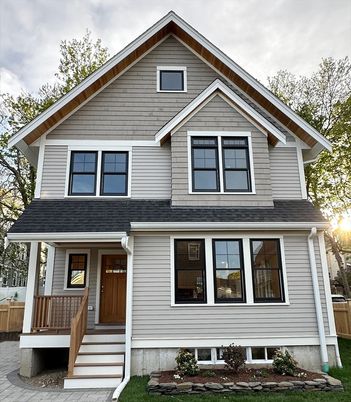 Exterior, Facade, Farmhouse